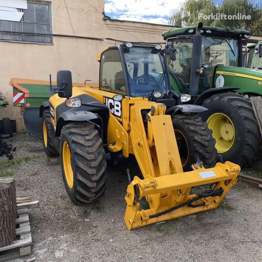 رافعة تلسكوبية JCB 531-70 AGRI SUPER