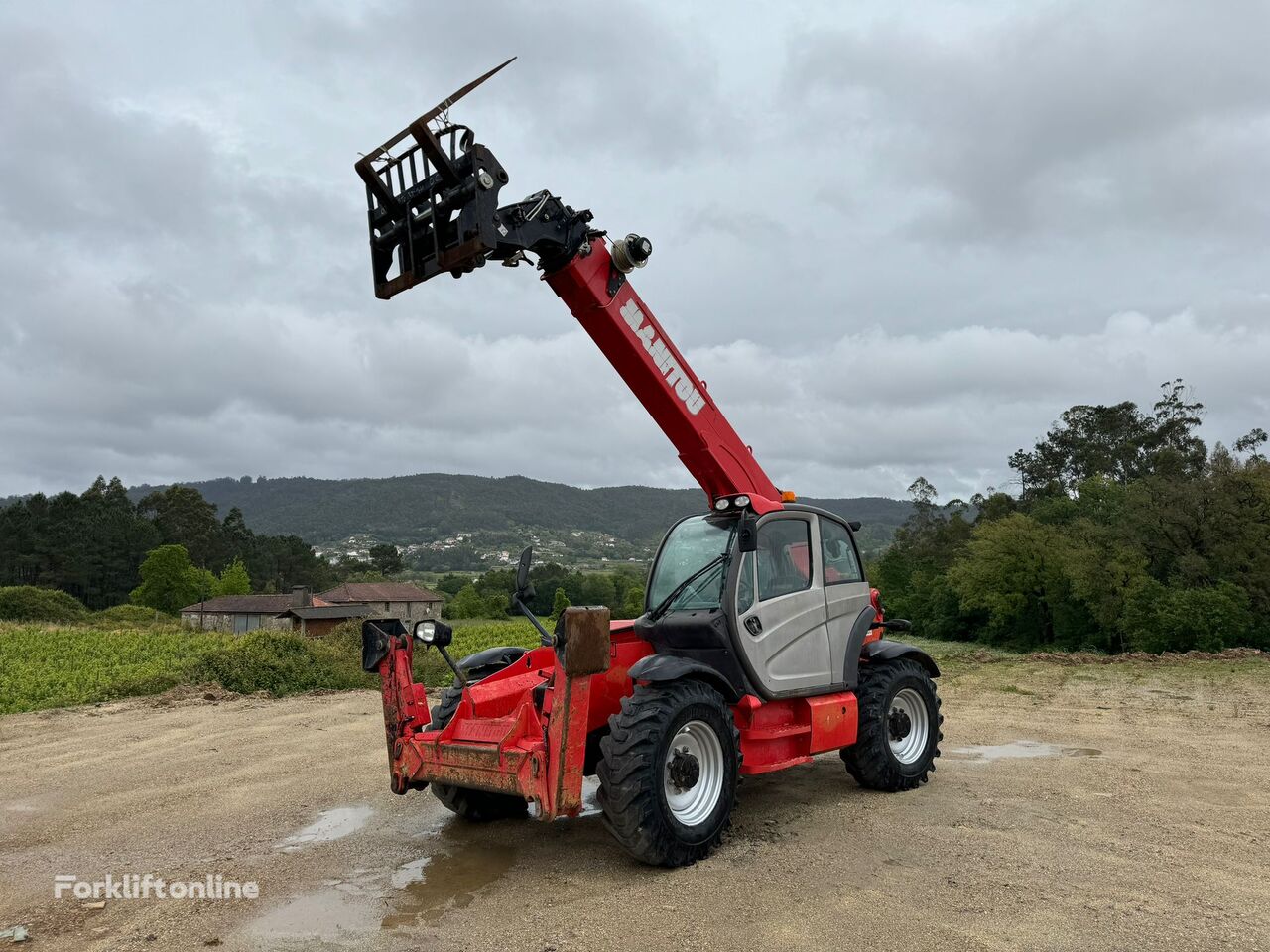 رافعة تلسكوبية Manitou MT 1440 A